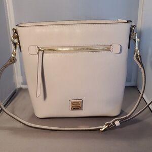 Dooney & Bourke Saffiano Light Gray Zip Shoulder Bag NWOT